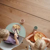 Mushie Plato ventosa-compartimentos