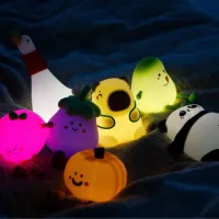 InnoGIO Luz Nocturna Mango de Silicona LED Recargable para bebé