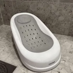 Twistshake Bañera plegablecon soporte Blanco